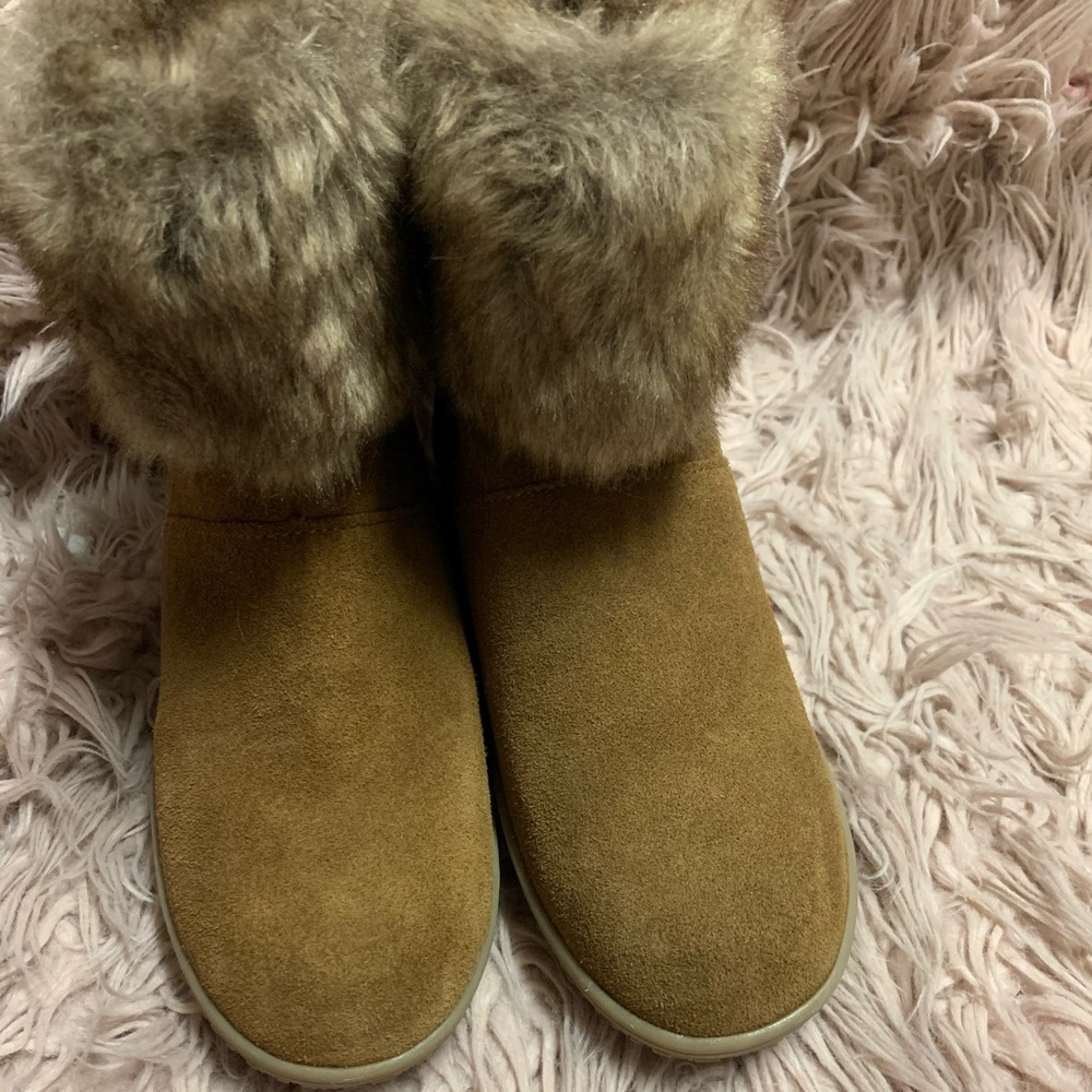 Minnetonka Boot